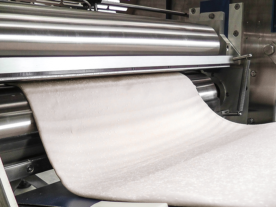 particolare laminazione pasta continuo 9